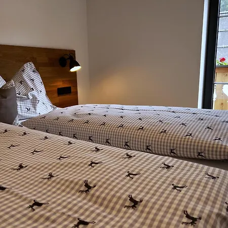 Kirchenwirt Apartmán *